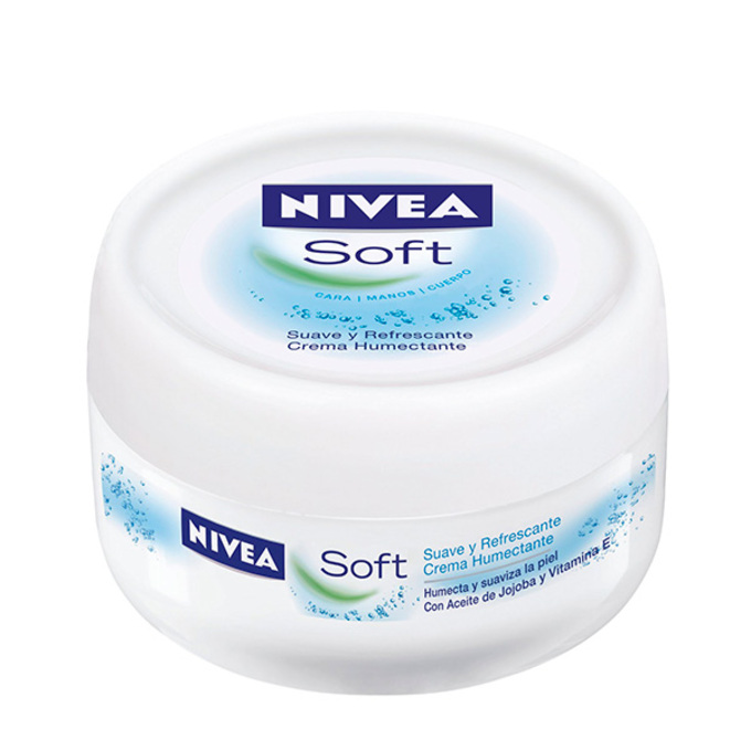 Nivea Soft Moisturizing Cream